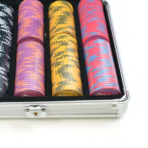 Jetons en céramique colorés 500 1000 ensemble de boîtiers en aluminium de luxe en <span class=keywords><strong>argent</strong></span> Casino ensembles de jetons de poker personnalisés professionnels - Product Image 2