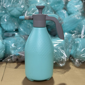 เครื่องพ่นยาแบบมือ 3 ลิตร หัวฉีดแบบปืน สีฟ้า สำหรับทำสวน ทำความสะอาดรถยนต์ - Product Image 4