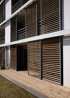 Pop Selling Panneaux de persiennes en aluminium à ouverture verticale et horizontale Volets extérieurs pour hôtels au design unique