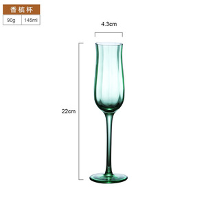 Creative Antique Glass Set-Juego de vidrio alto en forma de tulipán verde soplado a mano para beber vino vintage-Diseño floral Retro - Product Image 4
