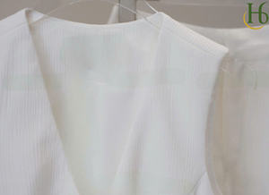 Conjunto de 2 Piezas para Mujer, Chaleco y Pantalones Lisos, Hecho en Vietnam, Estilo Casual Chic, Cuello en V sin Mangas, Material de Poliéster de Longitud Completa - Product Image 3