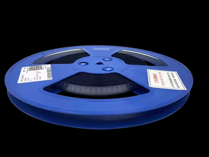 Nuevos circuitos integrados de memoria de microcontrolador SOIC16 de alta calidad y paquete de componentes electrónicos de condensador de chip - Product Image 3