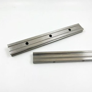 Rail <span class=keywords><strong>de</strong></span> guidage et <span class=keywords><strong>bloc</strong></span> coulissant en acier <span class=keywords><strong>de</strong></span> précision SLM SM à longue durée <span class=keywords><strong>de</strong></span> vie pour routeur CNC et robotique industrielle - Product Image 4