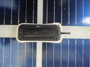 Panneaux solaires bifaciaux commerciaux Trina 715W N-Type I - Monocristallins, efficacité 23,2%, 1500V DC, alliage d'aluminium anodisé - Product Image 3