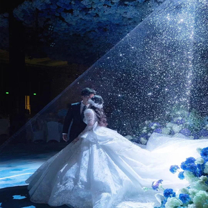 Innovadora Conexión de teléfono móvil RGB de 5W Luz láser de escenario a todo color Innovación de iluminación para fiestas de bodas - Product Image 4