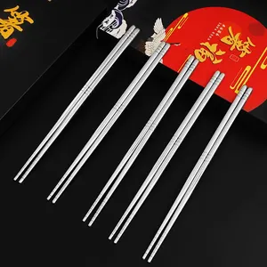 Wholesale Bulk wiederverwendbare koreanische Chopsticks 304 Stainless Steel Chopsticks Anti-schleudern Anti-verbrühungen Silver Color Chopsticks
