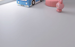 Rollo de <span class=keywords><strong>suelo</strong></span> deportivo de PVC antideslizante moderno Instalación de fácil clic Absorción de golpes y resistente al desgaste <span class=keywords><strong>para</strong></span> gimnasio Centro comercial Almacén y oficina - Product Image 5