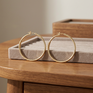 Pendientes de Aro de Moda Chapados en Oro de 14K, 18K, 24K al por Mayor, Pendientes de Aro Modernos de Latón Bañado en Oro, Pendientes de Aro Personalizados para Mujer - Product Image 4