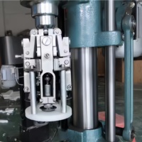 Half-Automatische Wijnfles Sealer Liquor Fles Close Top Dop Machine Pvc Krimpkap Heat Press Machine Capping Machine