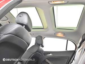 Mercedes-Benz Clase CL 2015 Usado, Turbo Diésel, Automático, 7G DCT, 4MATIC, AWD, SUV Compacto de Lujo, Euro VI, Listo para Exportar, Volante a la Izquierda - Product Image 5