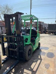 Montacargas Diésel Grenova FD250 de 2.5 Toneladas, Mástil de Dos Etapas, Desplazador Lateral Hidráulico, Neumáticos Neumáticos, Operación con Asiento, Uso en Exteriores - Product Image 2