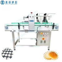 Machine à étaler la pâte et à saupoudrer le sésame et les flocons d'avoine, haute performance, compatible pour la garniture de pizzas, tortillas et pains.