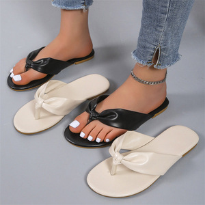 Tongs de plage pour filles de grande taille Sandales à lanières en cuir PU pour femmes Tongs - Product Image 1