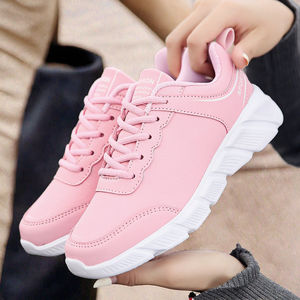 Baskets respirantes et tendance pour hommes et femmes, chaussures de sport et de gym plates pour l'extérieur, idéales pour l'automne, l'été, l'hiver et le printemps. - Product Image 3