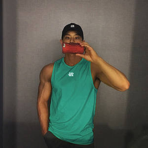 قميص صيفي بدون أكمام لعضلات الرجال ، بوليستر سريع الجفاف ، خط واحد للعضلات - Product Image 3