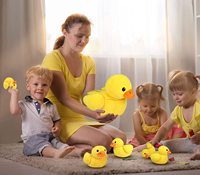 Animal en peluche de canard jaune personnalisé avec bébé jouet en peluche de canard avec poche à fermeture éclair 5 pièces jouets de canards en peluche d'anniversaire