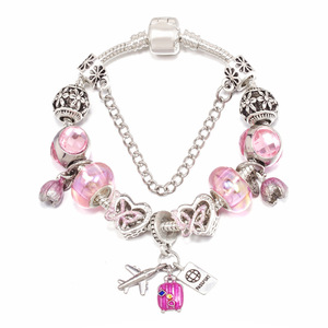 Buntes Kristallglas-Perlenarmband für Frauen und Mädchen mit Emaille-Schmetterling-Herz-Anhänger und Schlangenkette als Geschenk - Product Image 5