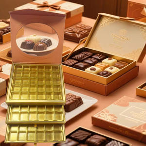 Boîte à chocolats dorée en gros avec fenêtre transparente, plateau coulissant et séparateurs en plastique pour pralines, bonbons, panier cadeau de mariage - Product Image 2