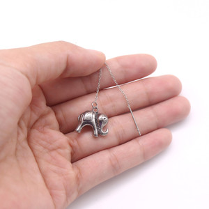 Pendientes colgantes de elefante de acero y titanio a la moda de Yunnique, pendientes con forma de animal y cadena larga para mujer, accesorios - Product Image 4