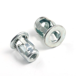 Tuerca remachable ciega tipo pétalo para fijación en pared hueca y contrachapado - Product Image 1