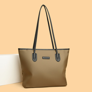 Women's Casual Designer <b>Tote</b> Bag New Trendy Large Capacity Handbag <b>Zip</b> Drawstring Single Handle Nylon Multi-Pocket Portable - Product Image 4