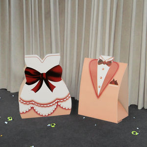 Small <b>Pink</b> Bride Groom Set Disposable Paper <b>Gift</b> <b>Box</b> Sponge Lining Food-Grade Wedding Party Bridal Shower Decorations Dress - Product Image 3