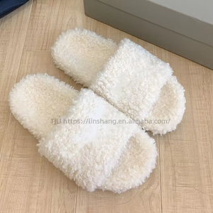 Fashion Platform Designer Men <b>Slides</b> Designer Brand Women Slippers <b>Indoor</b> Furry Luxury Designer Slippers for Women - Product Image 6