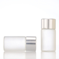 Botol sampel kaca Amber kecil 2ml dengan tutup bambu botol kaca kecil untuk minyak esensial dengan tutup sekrup bambu