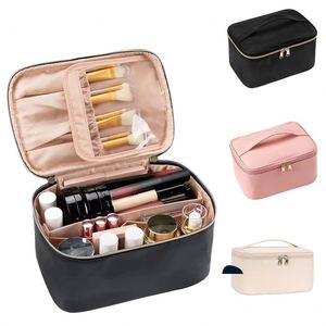 Hot Selling Large Capacity Women's PU Zipper Portable Cosmetic Bag for Travel - Product Image 1