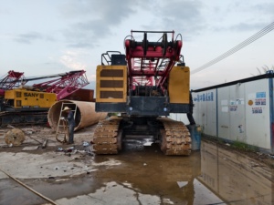 Grúa Oruga SANY SCC750 Usada de 75 Toneladas para Construcción Portuaria, Usada en Vietnam, Se Vende Muy Bien - Product Image 2