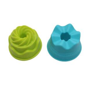 Flexible Silicone Mini Round Cake Molds <b>Small</b> Nonstick Swirl Gugelhupf Baking <b>Pans</b> - Product Image 5