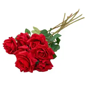 शादी की मेज के केंद्रबिंदु फूल स्टैंड कृत्रिम गुलाब पेओनी फूल पुष्प व्यवस्था
