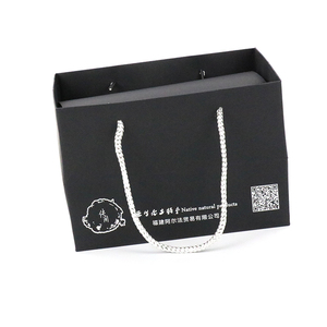 High quality customized logo large capacity clothes <span class=keywords><strong>can</strong></span> reused black paper bags - Product Image 1