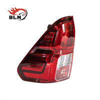 Vente en gros usine : Ensemble de feux stop de rechange pour Toyota Hilux Revo 2015 4x4 Pickup, feu d'avertissement arrière