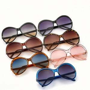 Gafas de Sol Redondas Negras Retro de Moda 2022, Lentes de Sol UV400, Gafas de Sol de Ojo de Gato Extra Grandes para Mujer - Product Image 5