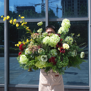 Wholesale Price green and red rose <b>hydrangea</b> Aisle Flower Runner for Wedding Decoration - Product Image 1