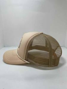 Venta al por mayor de alta calidad de 5 paneles de espuma estructurada Snapback sombrero personalizado bordado Logo algodón Beige malla gorra de camionero para ropa de calle - Product Image 4