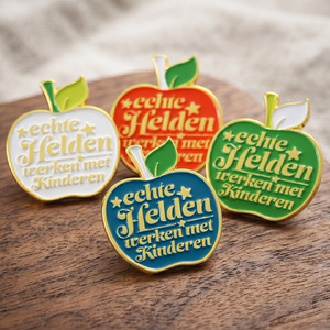 Pin Personalizado de Metal con Baño de Oro, Diseño de Manzana, de Aleación de Zinc Fundido a Presión, para el Año Nuevo Escolar y el Año del Maestro - Product Image 4