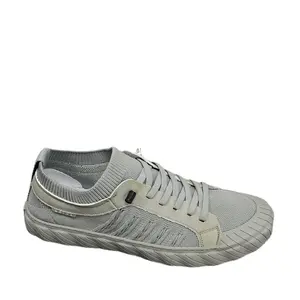 Calçados masculinos 2023 Primavera E Outono Novo Respirável Trabalho de Seda de Gelo Preguiçoso Homem Chuta No Verão Casual Old Beijing Cloth Shoes