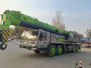 Grue sur camion d'occasion Zoomlion 70 tonnes, moteur Weichai, entièrement remise à neuf, état parfait, fonctions normales, vendue à bas prix, portée de levage 45m - Product Image 3
