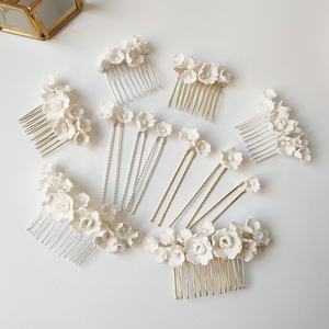Conjunto de Peine de cerámica hecho a mano para el <span class=keywords><strong>pelo</strong></span> de flores, <span class=keywords><strong>accesorios</strong></span> de joyería para el cabello de fiesta de salón de <span class=keywords><strong>Boda</strong></span> nupcial para novias e invitados - Product Image 2
