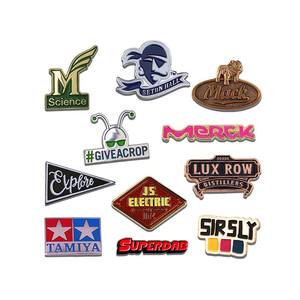 Logotipo de letra personalizado, etiquetas de insignia de solapa de Metal, estilo escrito a mano, máquina de identidad corporativa, placas, reconocimiento de equipo de Club de empresa - Product Image 1