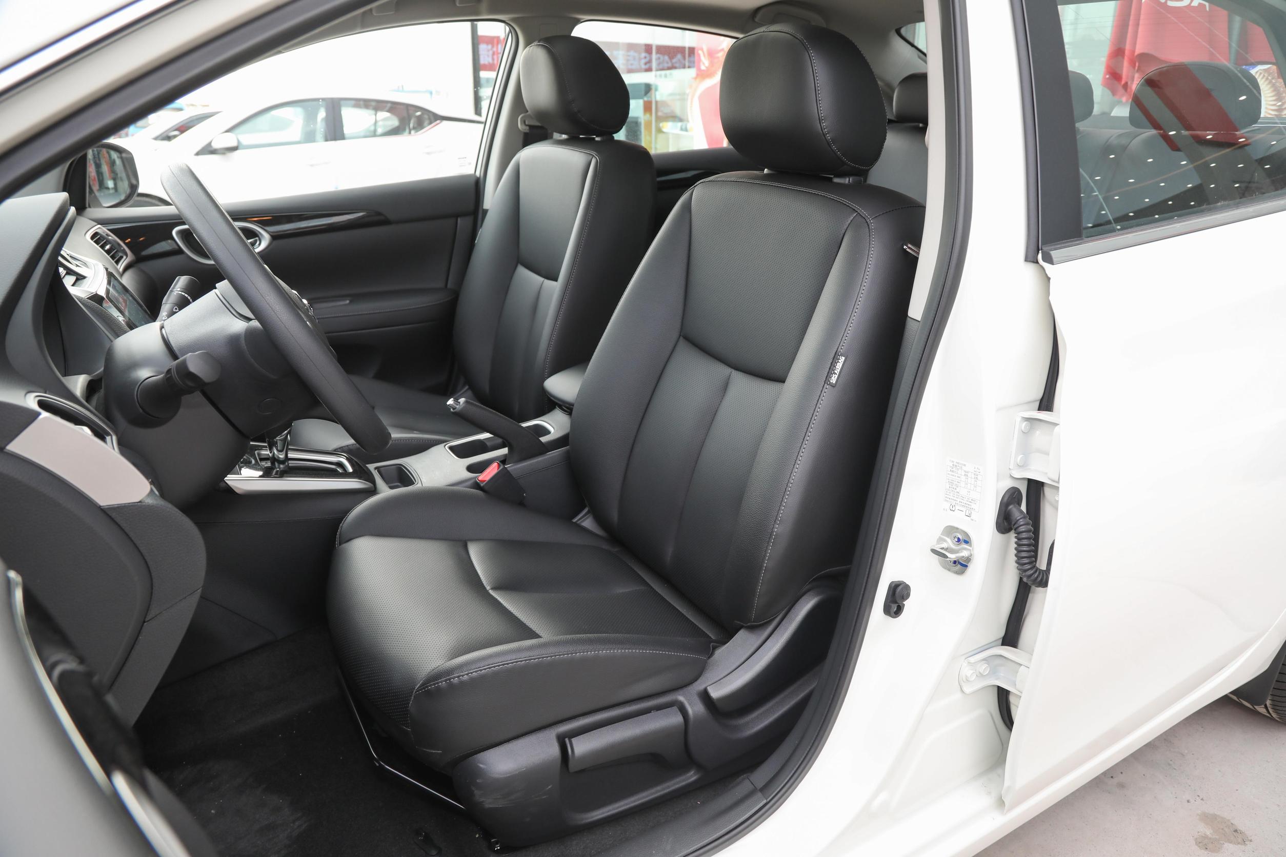 2024ホットセール日産シルフィ車122 PsL4 1.6L XECVT快適な