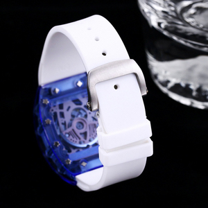 Montre de luxe transparente ajourée, montre mécanique haut de gamme pour événements de luxe en plein air, accessoire futuriste - Product Image 6
