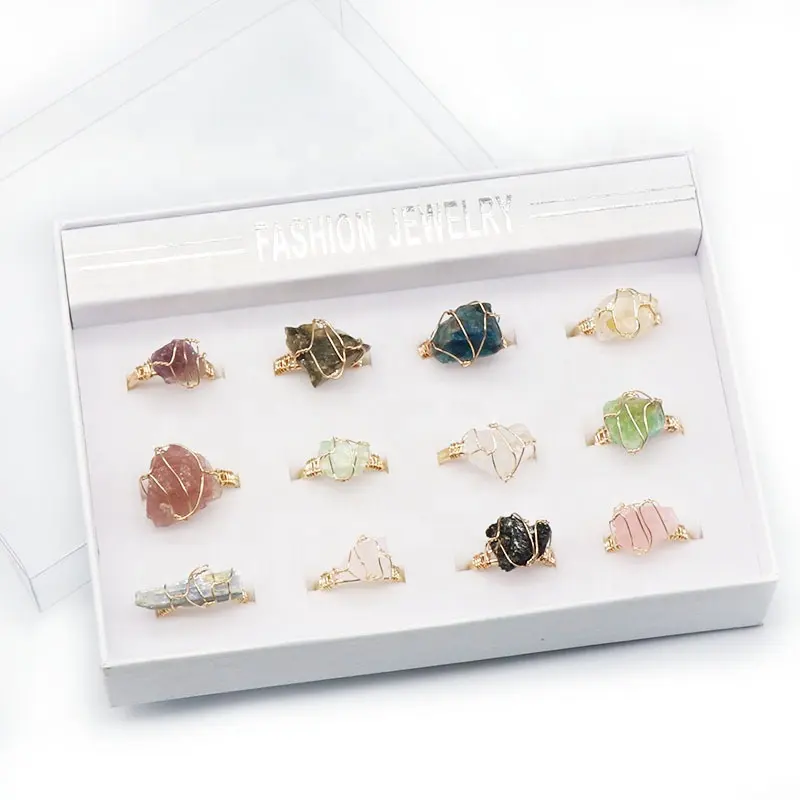 Bague ouverte réglable en pierre brute en cristal irrégulier naturel avec conception enroulée de fil pour femmes bijoux bague en pierre naturelle