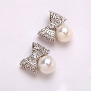 Orecchini a perno con fiocco dolce per donna, stile perla, eleganti gioielli alla moda per le orecchie - Product Image 2