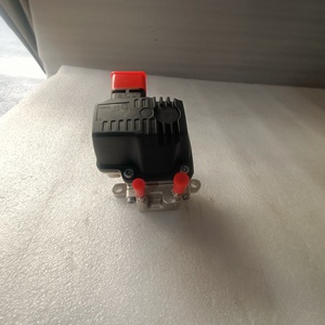 Pompa Urea 2115847 per Motore Scania DC13 Serie R S G P Camion Pesante - Product Image 2