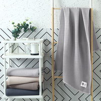 Serviettes en coton gaufré personnalisées avec logo, serviettes de bain de luxe pour hôtel et spa, vente en gros d'usine, tissu de plage écologique pour cadeau