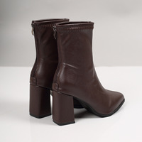 Nouvelles Bottines Blanches Épaisses à Talon Moyen-Haut Style Chanel, Amincissantes, à Bout Carré, Doublées Velours pour l'Automne et l'Hiver 2026