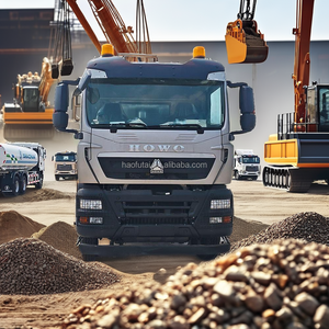Camion benne HOWO TX 6x4, excellente adaptabilité routière, marche stable sur les chemins boueux et accidentés des montagnes - Product Image 5
